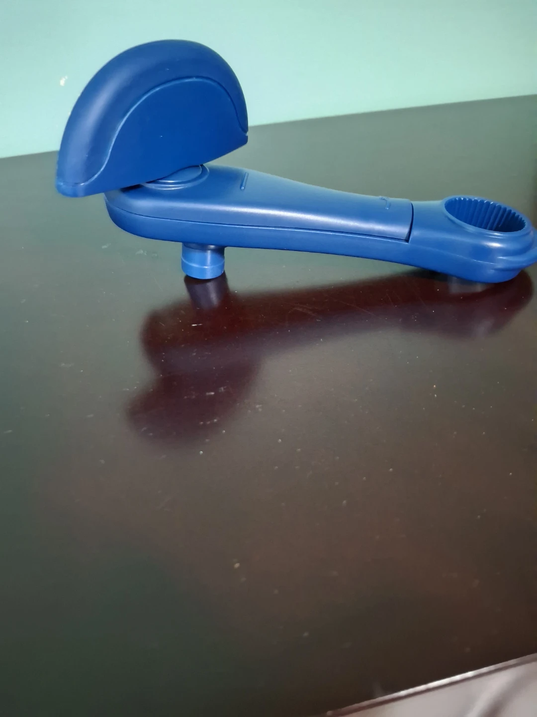 Blue Manual Can Opener