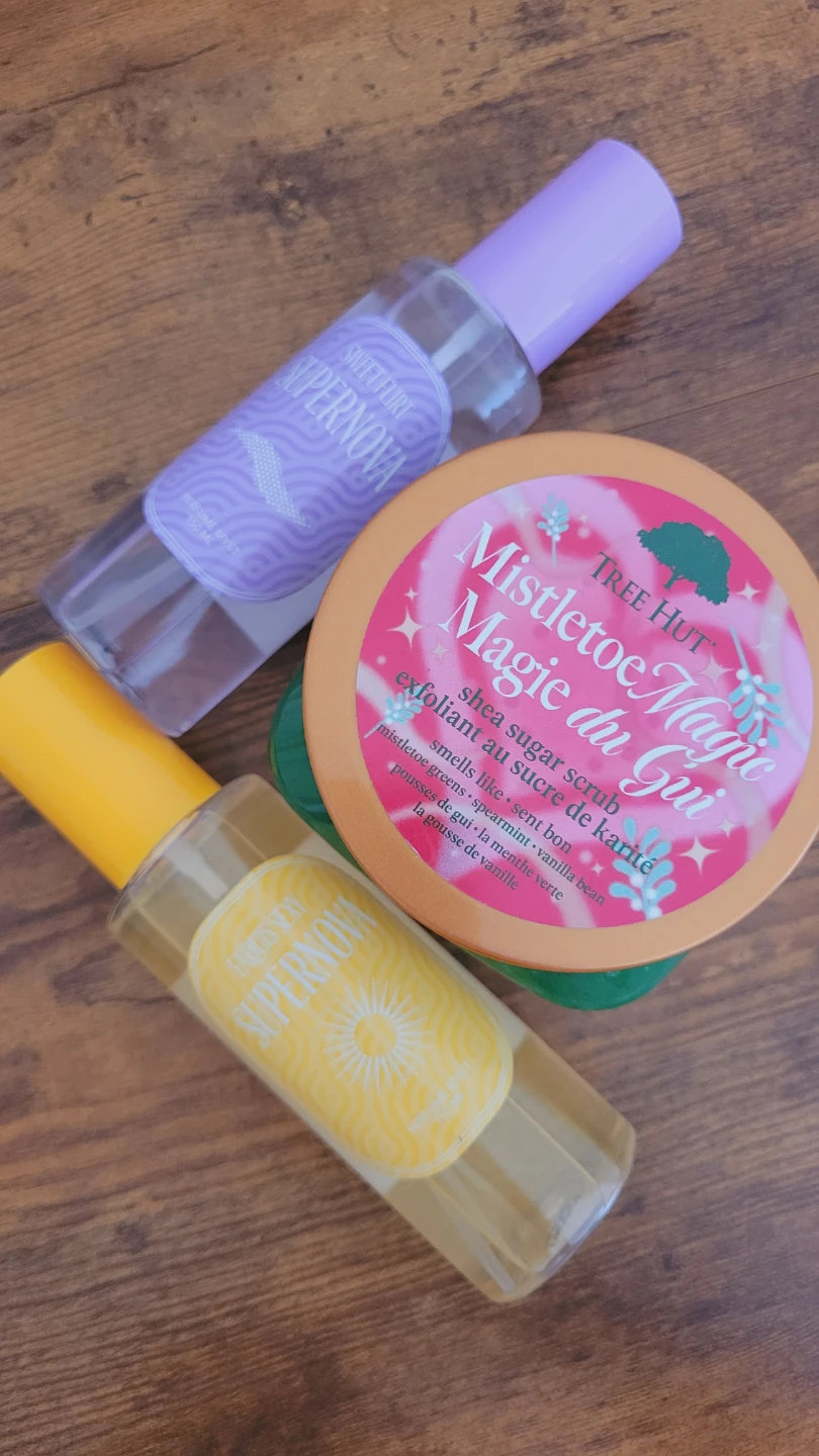 Brand-New Tree Hut Mistletoe Magic & Body Mist Bundle - photo 4