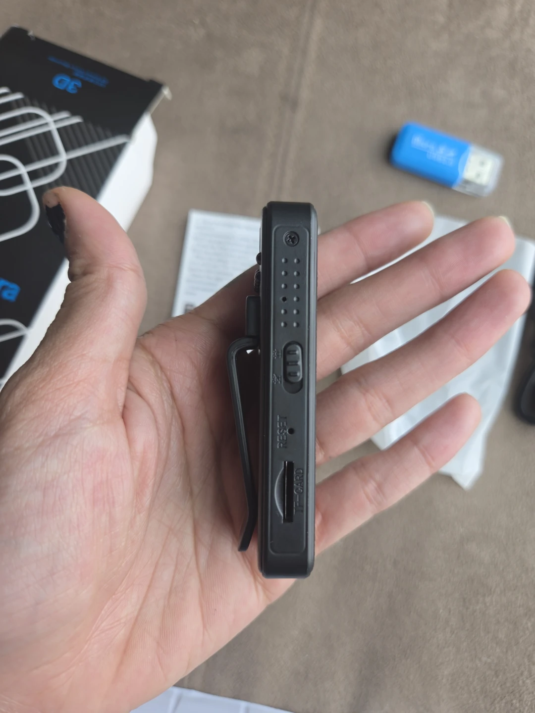 HD Camera Clip-on Device - photo 5