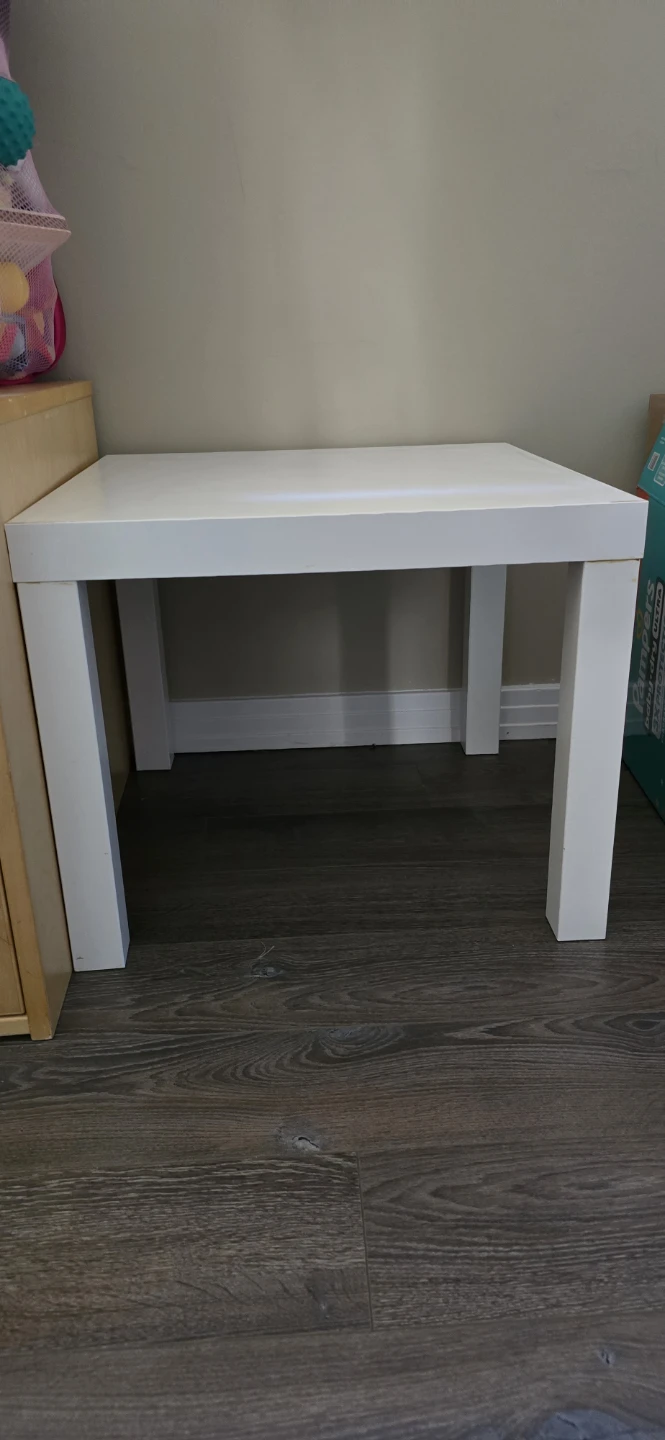 White Square Side Table 21.5 inch - photo 2