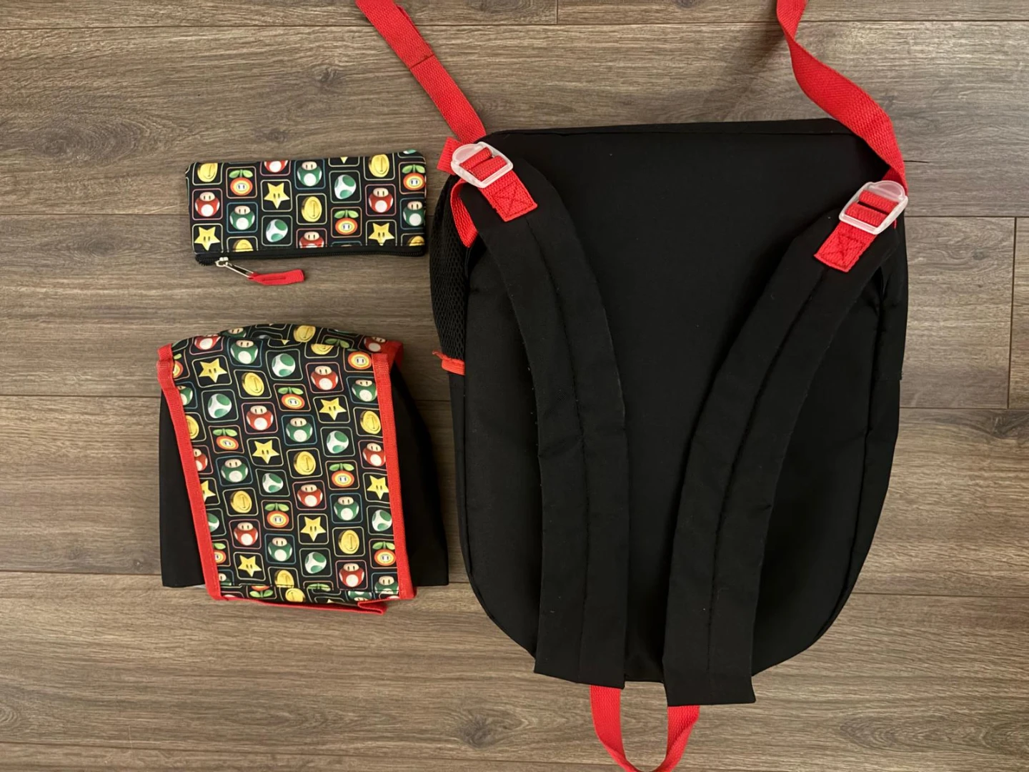 Super Mario Backpack and lunch box Set - photo 5