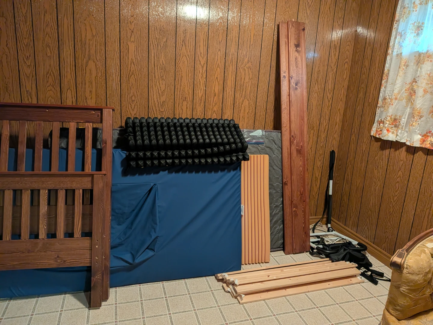 Wooden Bed Frame with Mattress