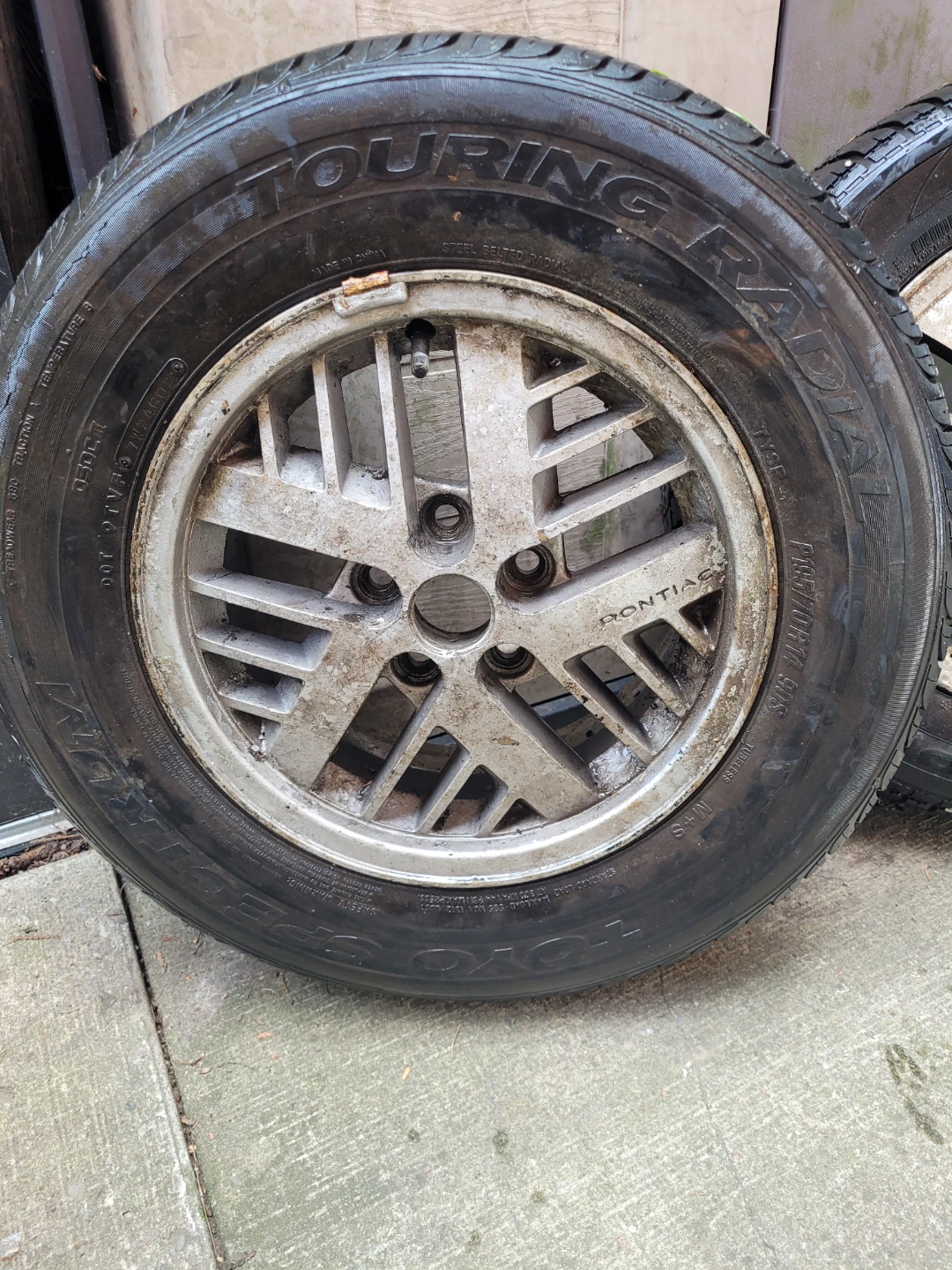 Set of 6 vintage Pontiac Wheels and Tires - photo 3