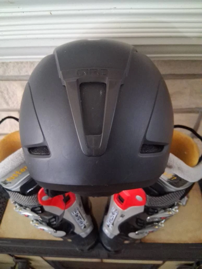 Salomon ski/board boots and giro helmet