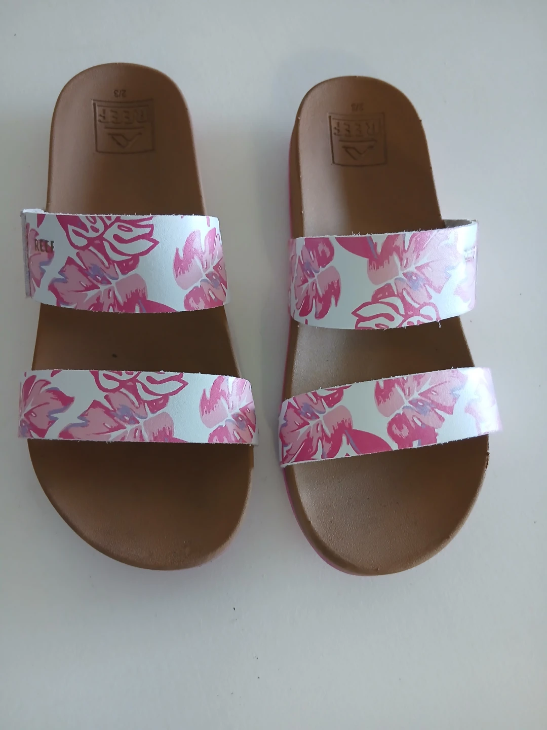 Reef Slides Size 2/3 Pink Floral