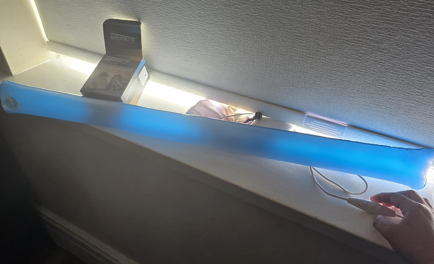 Inflat-a-Lite Indoor/Outdoor Inflatable LED Tube Light - photo 2