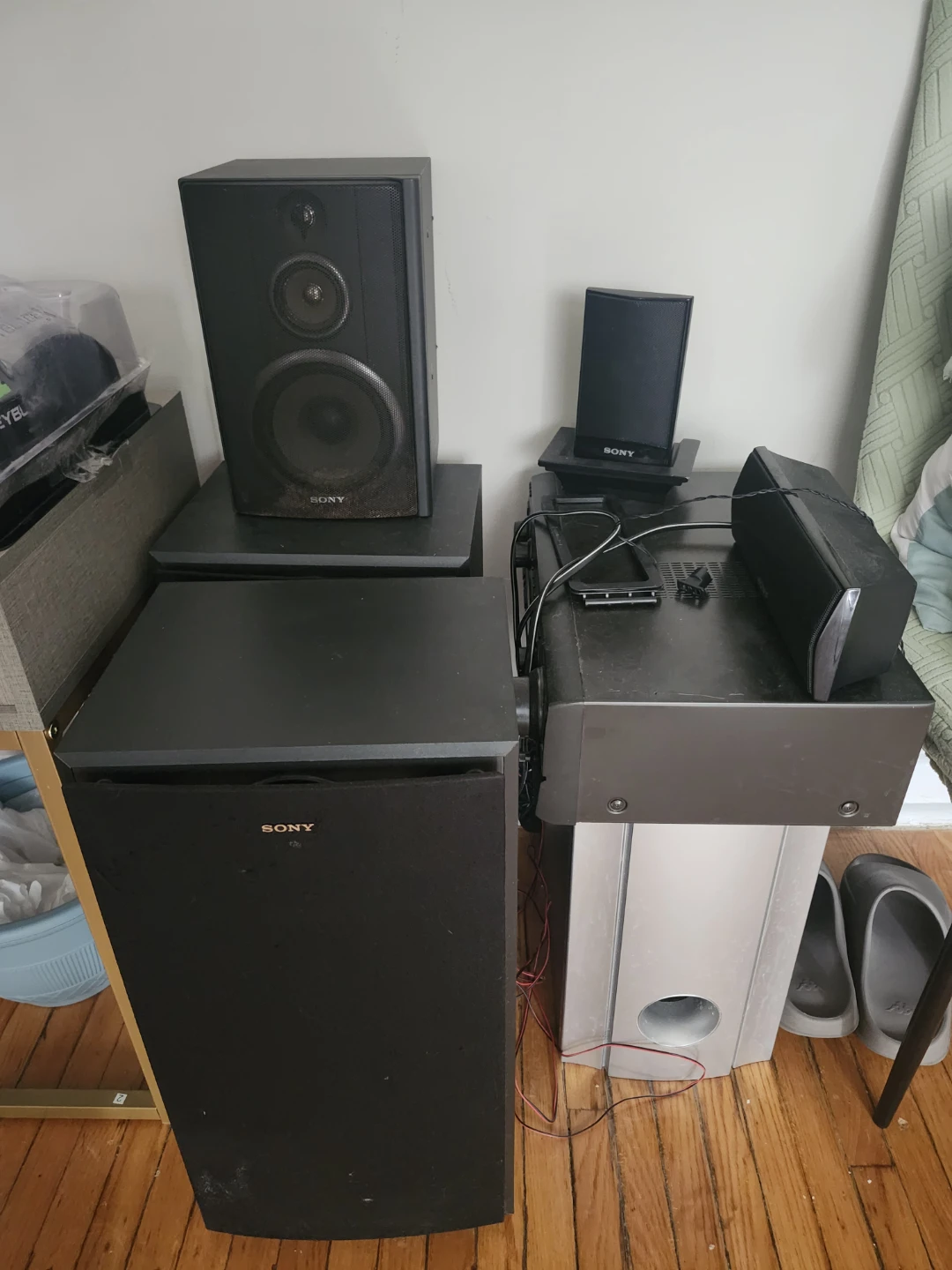 Sony Home Theatre Speaker System - photo 2