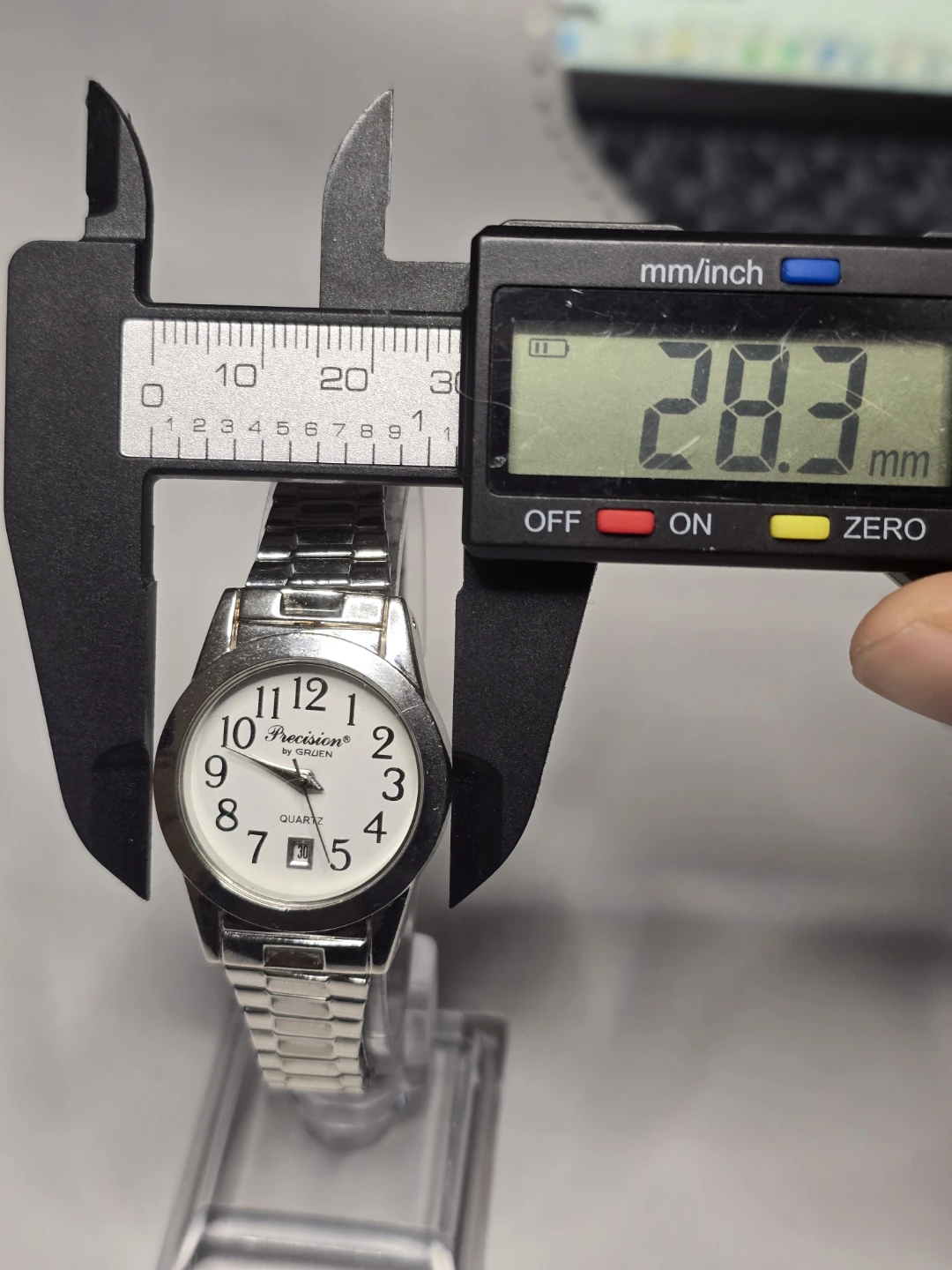 Gruen Precision Quartz Watch - photo 4