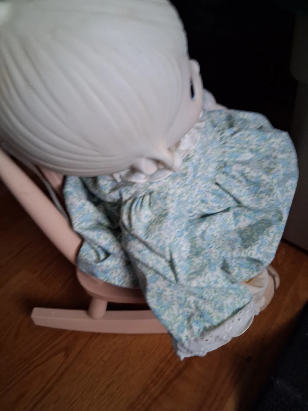 1984 Vintage Precious Moments Doll "Mother Sew Dear" - photo 5