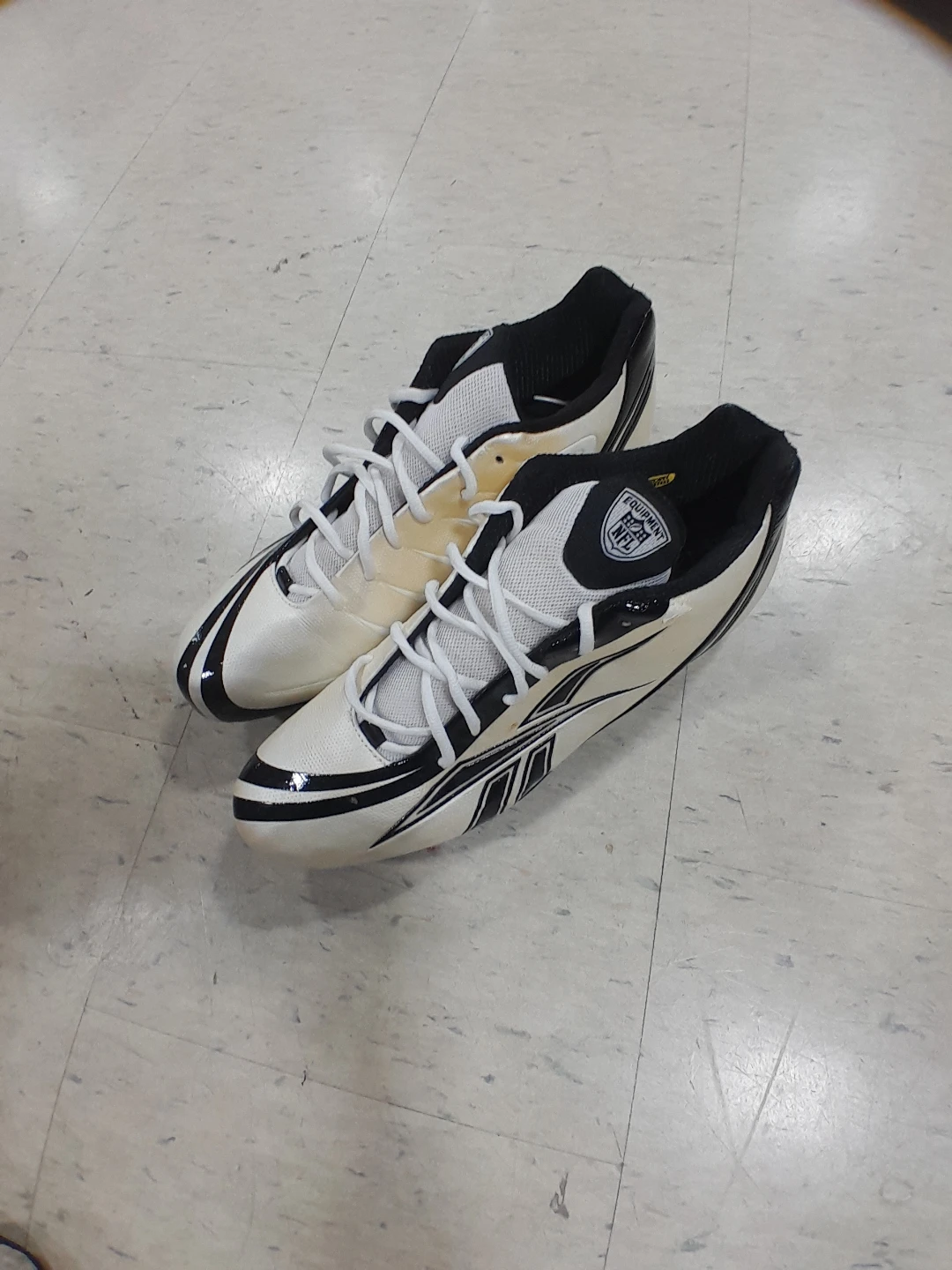 Reebok NFL Equipment Football Cleats Men's Size 15 - photo 5