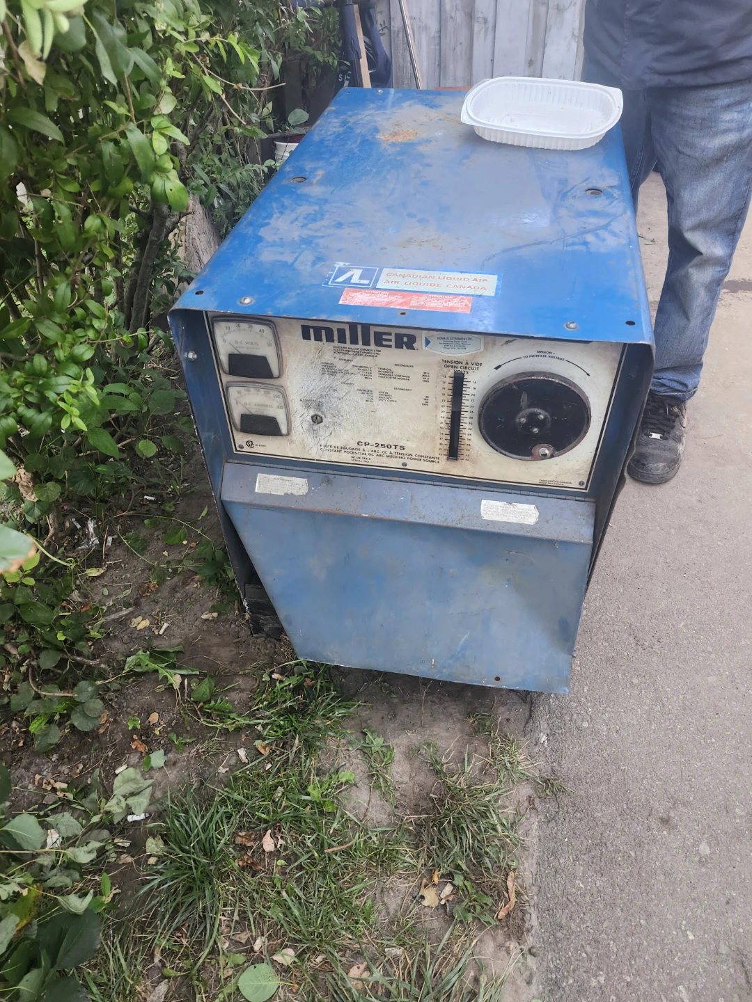 Miller CP-250TS Welding Machine