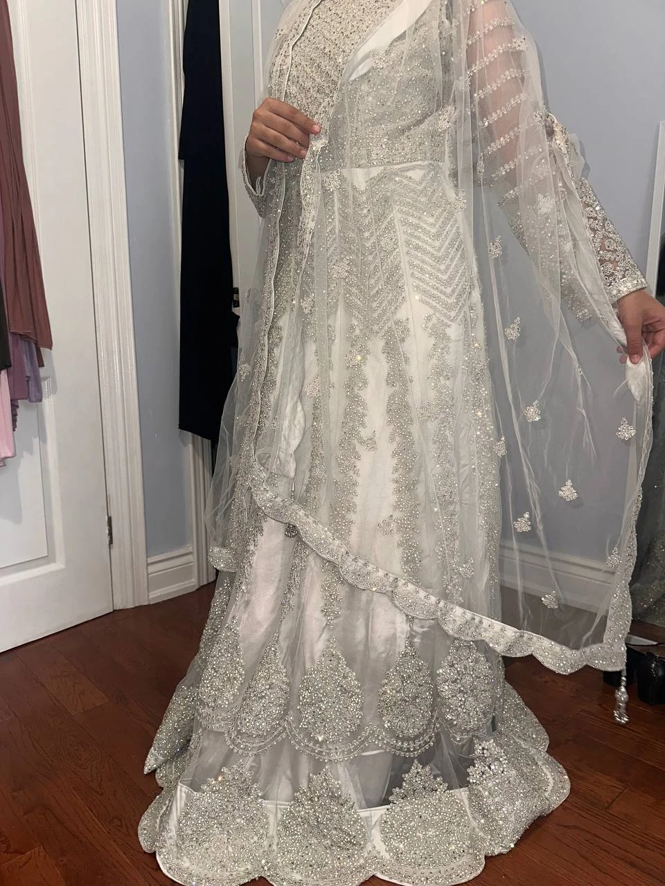 Bridal Lehenga Gown Silver - Nucreation - photo 3