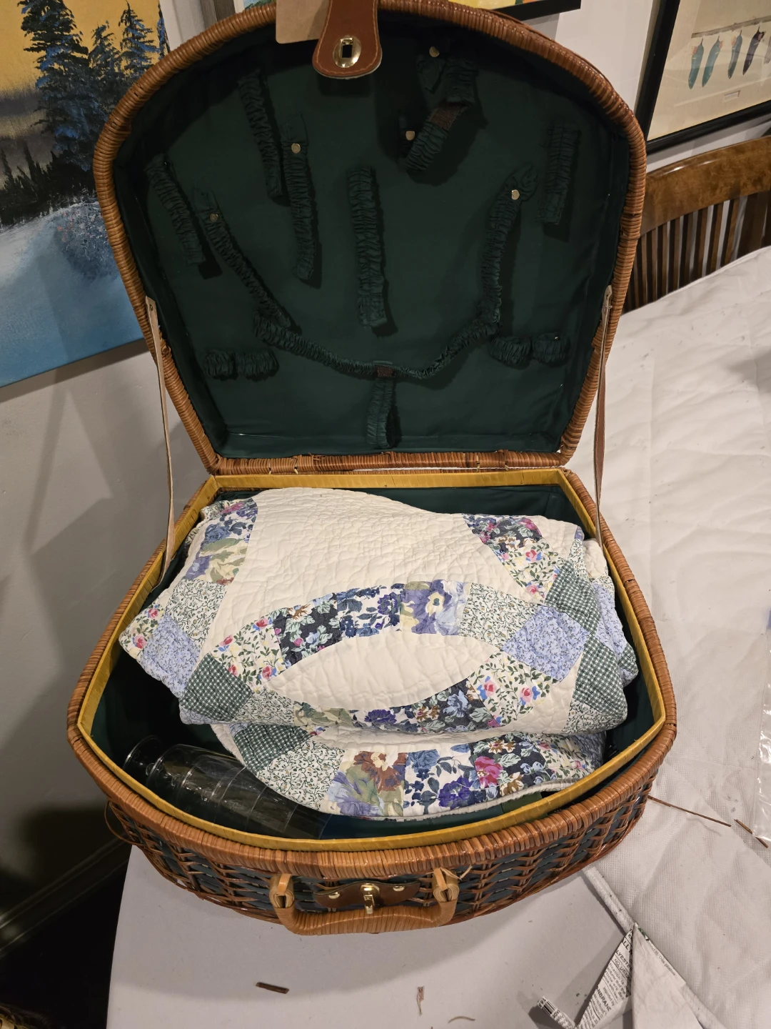 Wicker Picnic Basket with Plates and Cutlery - photo 3