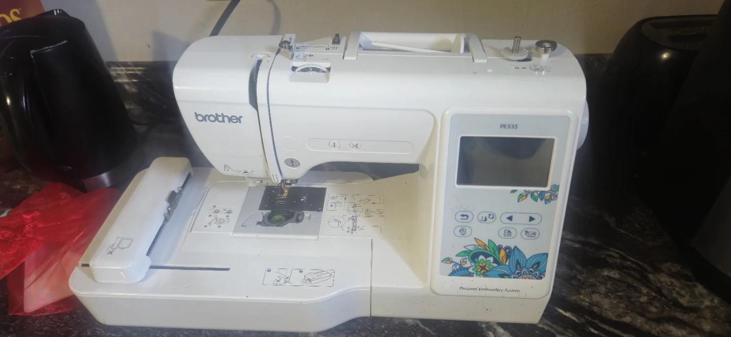 Brother PE535 Personal Embroidery System - photo 2