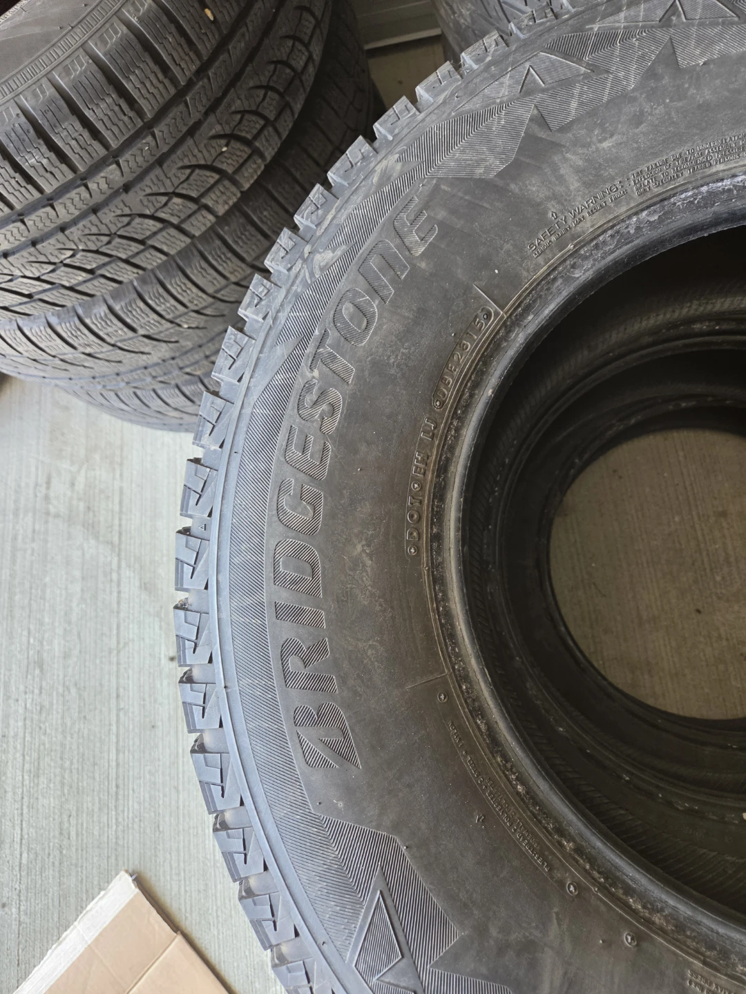 3 tire Bridgestone Blizzak Winter Tires 265/70R16 - photo 2