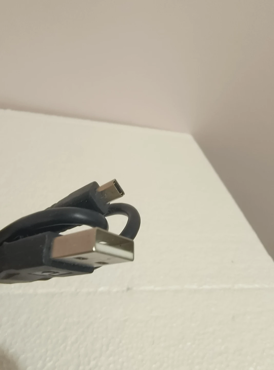 USB to Micro USB Charging Cable - photo 2