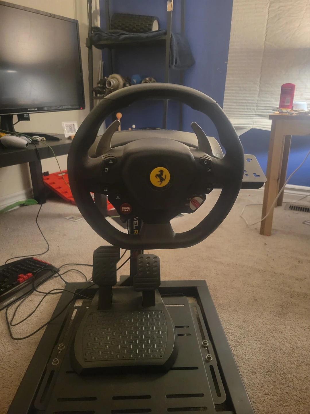Ferrari PlayStation thrustmaster wheel with pedals and stand - photo 2