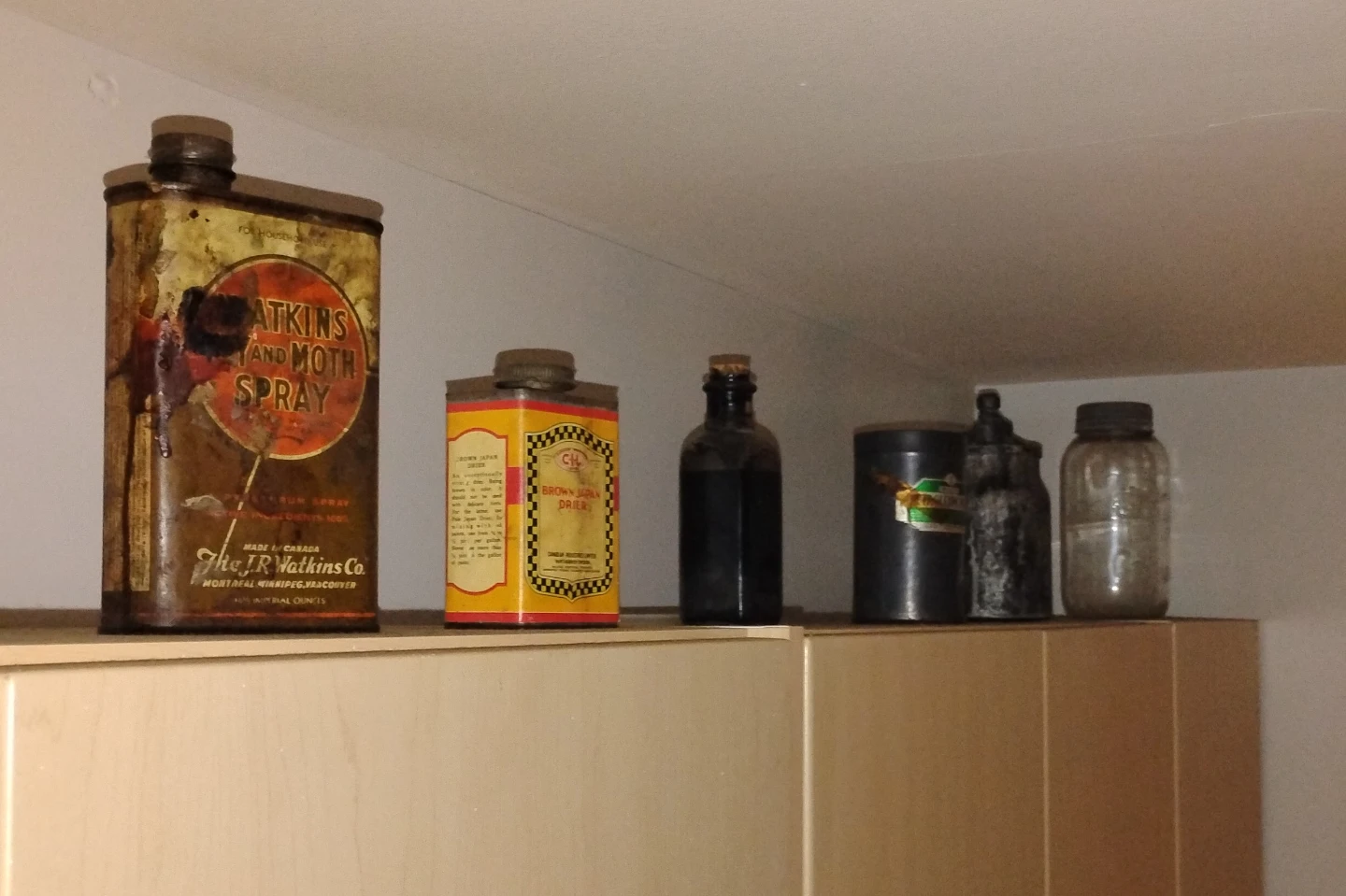 Antique Oil Can - photo 2