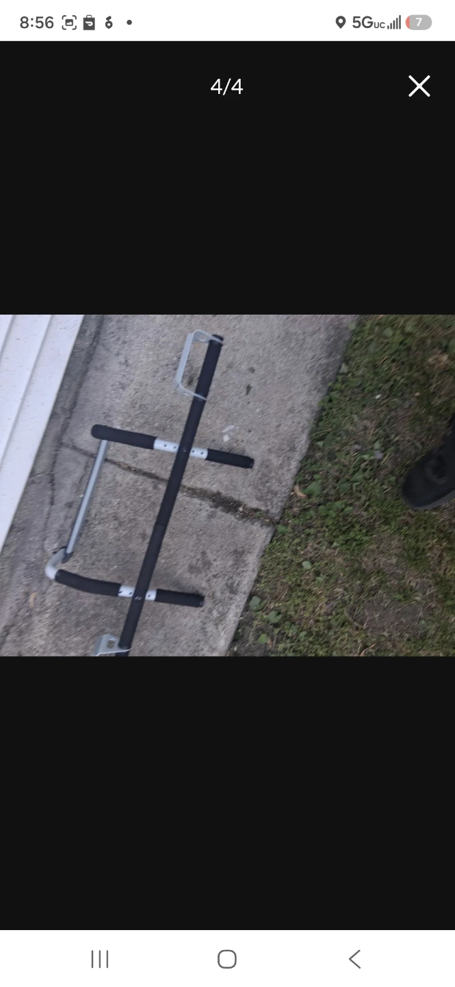 Doorway Pull-Up Bar