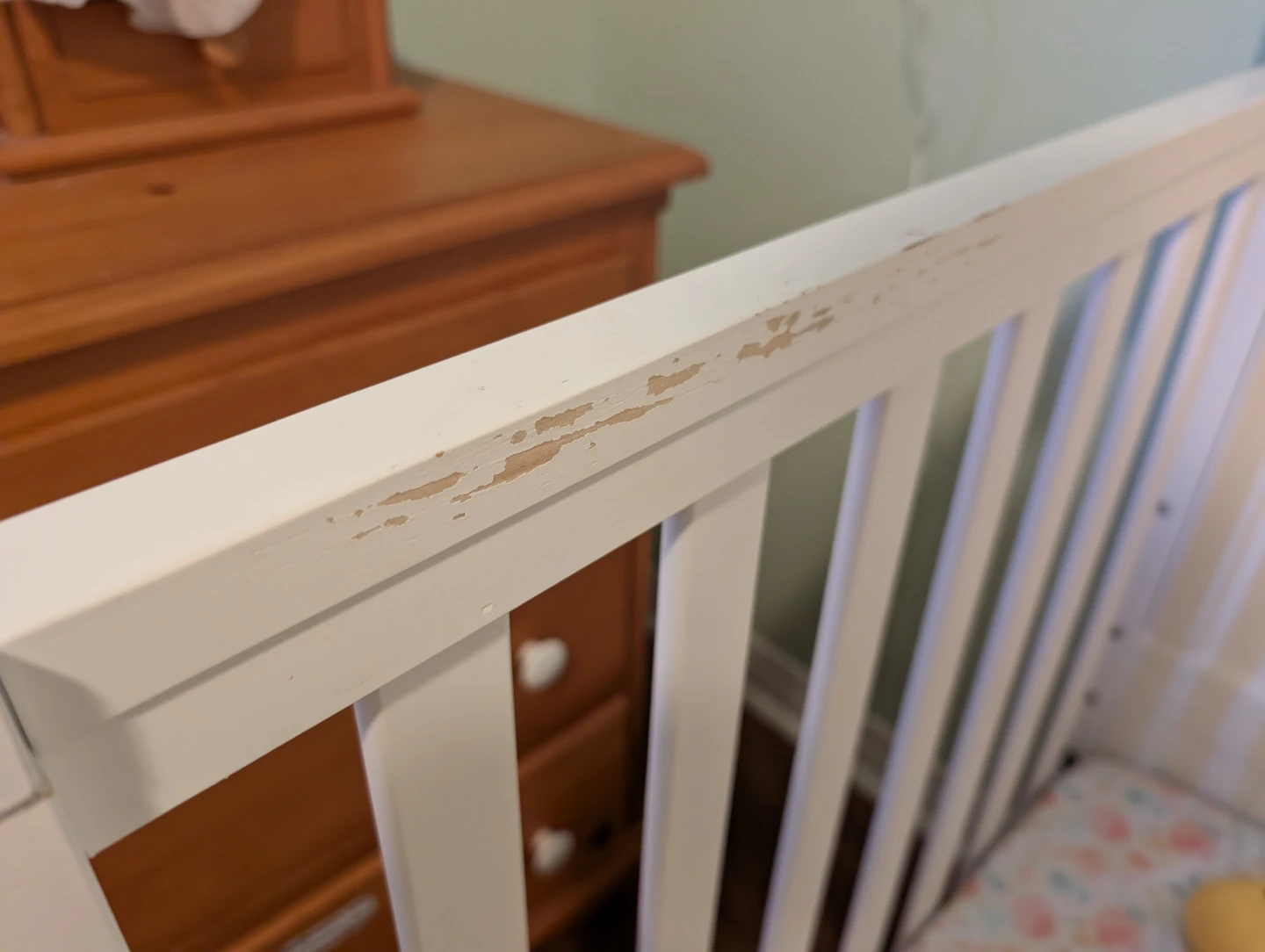 White Baby Crib with Mattress - photo 3