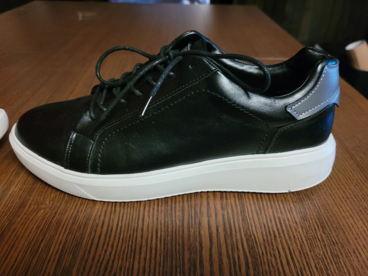 Steve Madden Black Leather Sneakers - photo 5