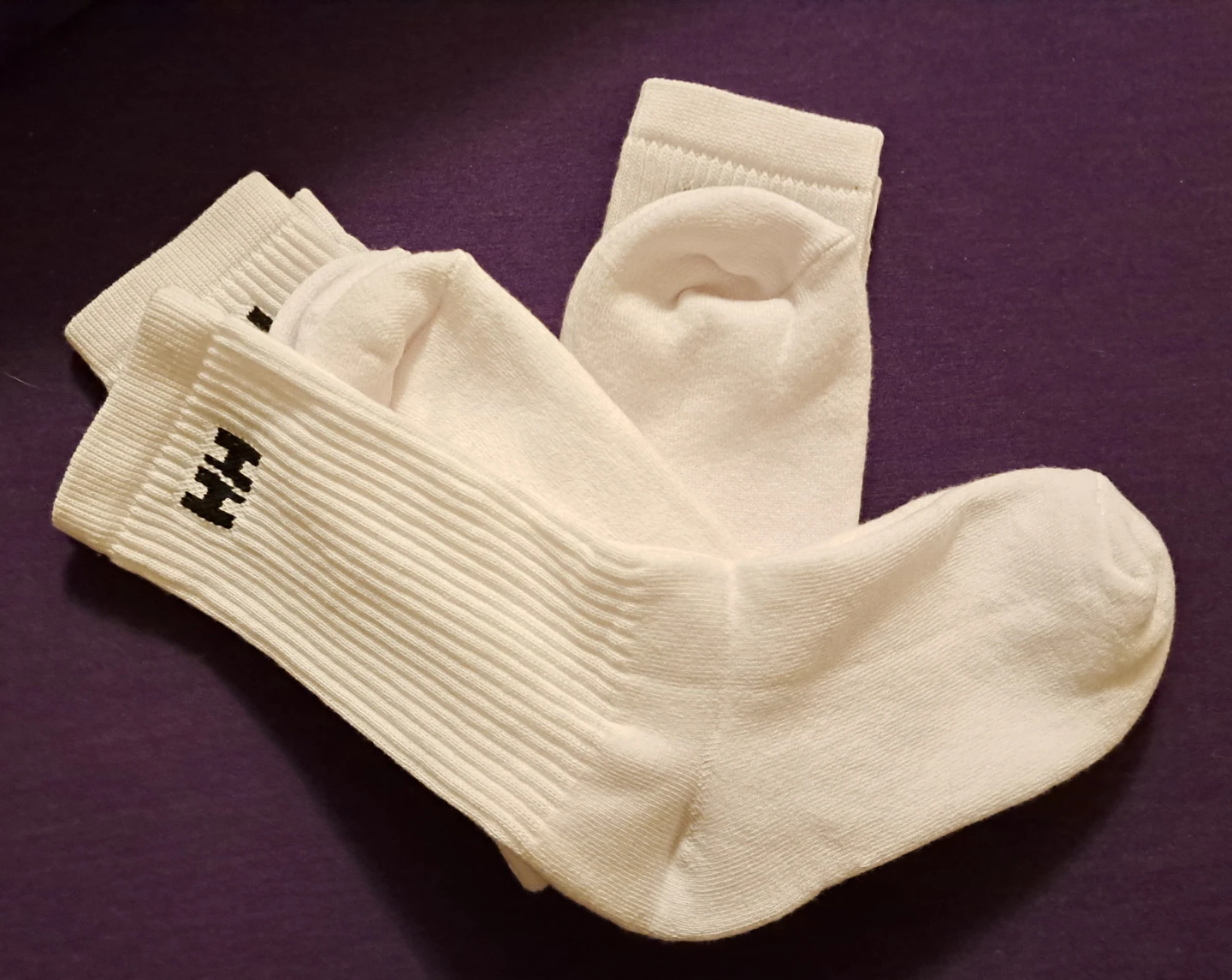 NEW HELLY HANSEN SOCKS