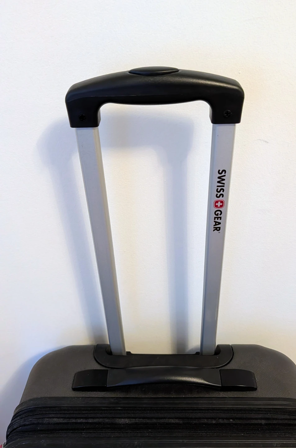 Swiss Gear Hardside Spinner Luggage - photo 5