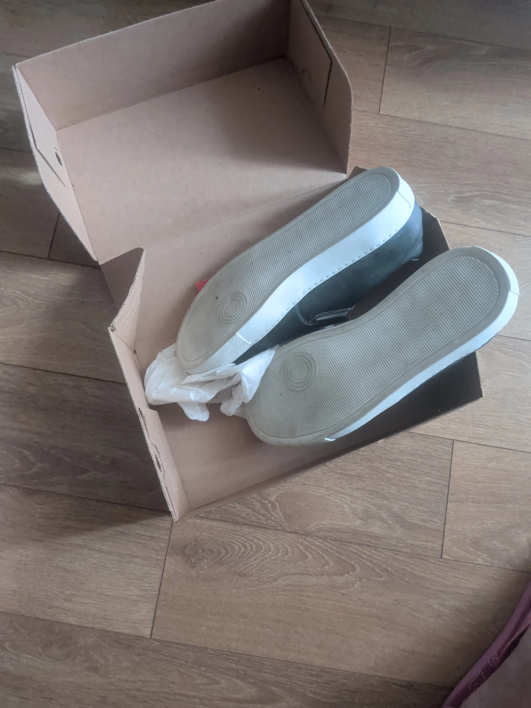 Mellow Walk Jessica Slip-On safety Shoes - Size 9.5 - photo 2