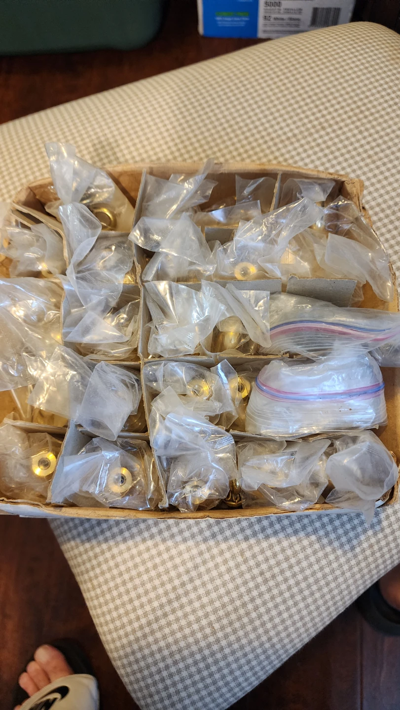 Brass Door Knobs and Drawer Pulls Lot - photo 3