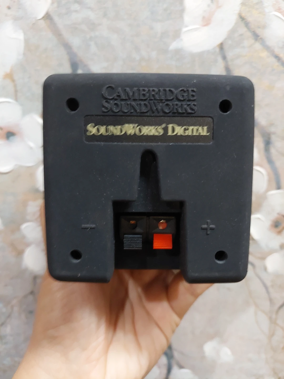 Cambridge SoundWorks Desktop Satellite Digital Speaker x1 - photo 2