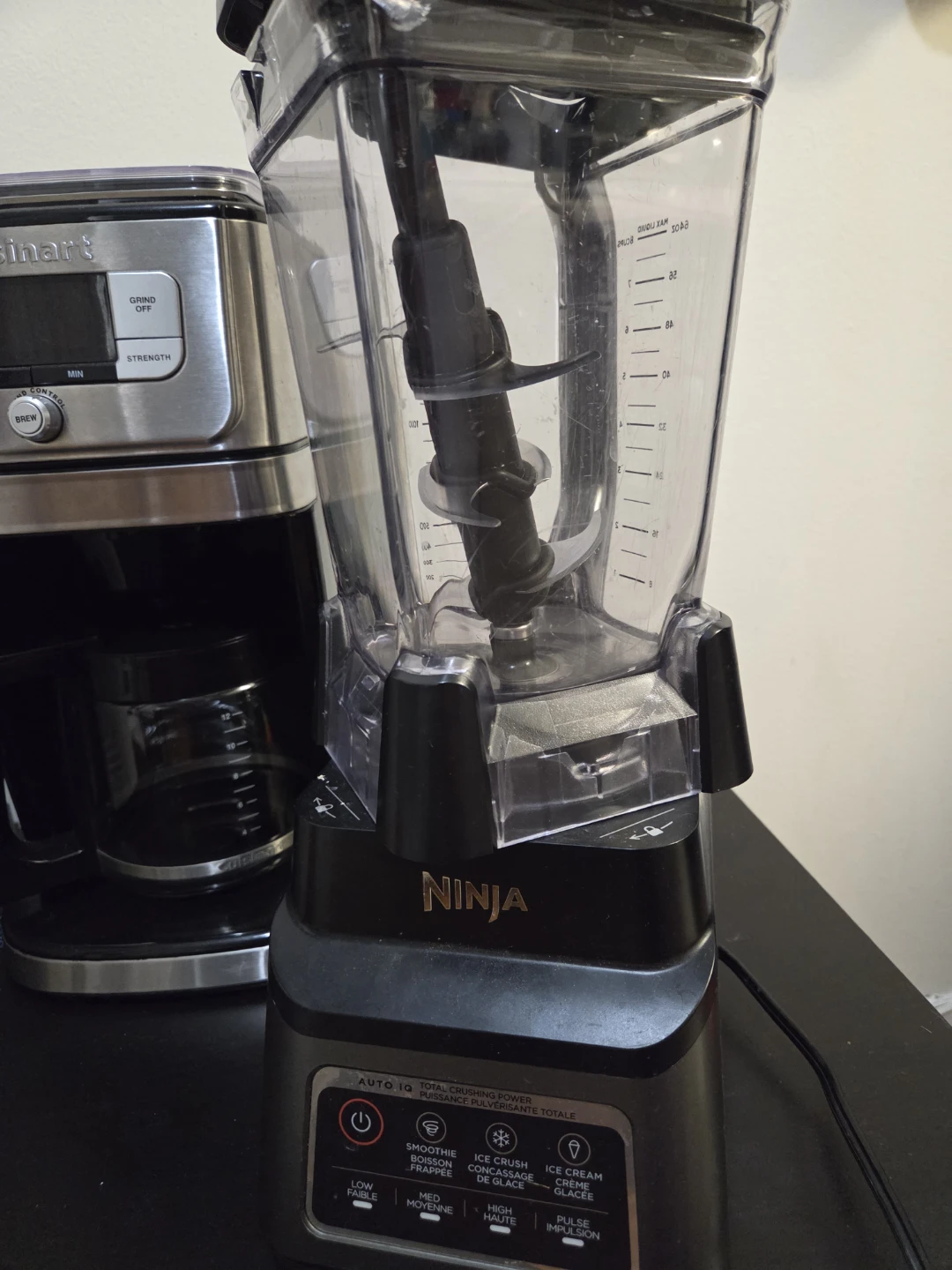 Moving Sale - Ninja Blender - photo 3