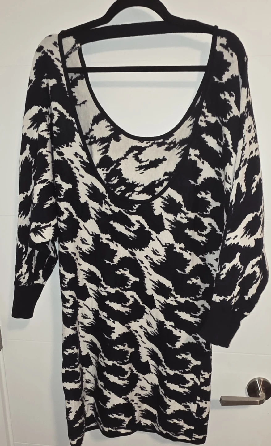 Betsey Johnson Black & Ivory Knit Open-Back Sweater Dress - photo 2