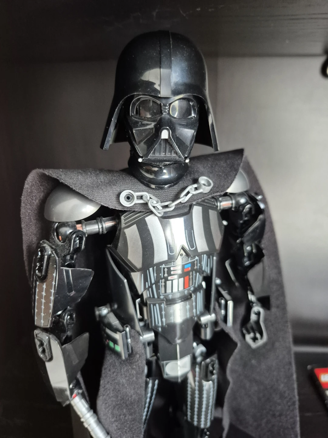 LEGO Star Wars Darth Vader Buildable Figure 75534 - photo 3