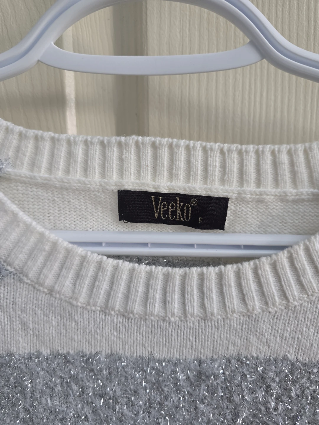 Veeko Striped Sweater - photo 2