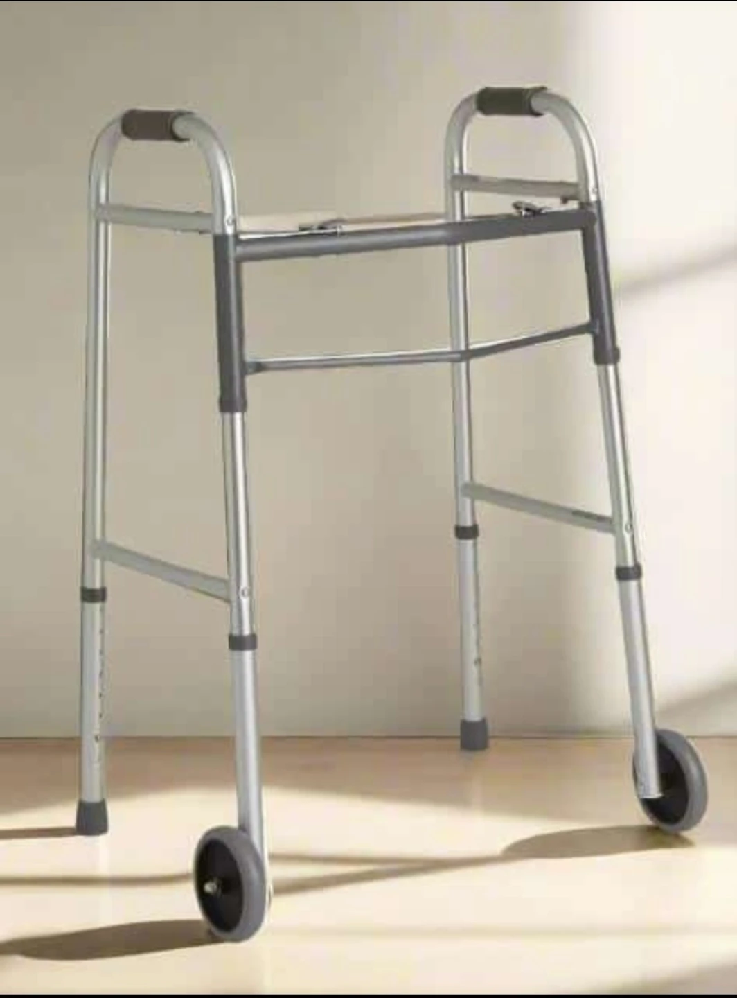 Rolling walker