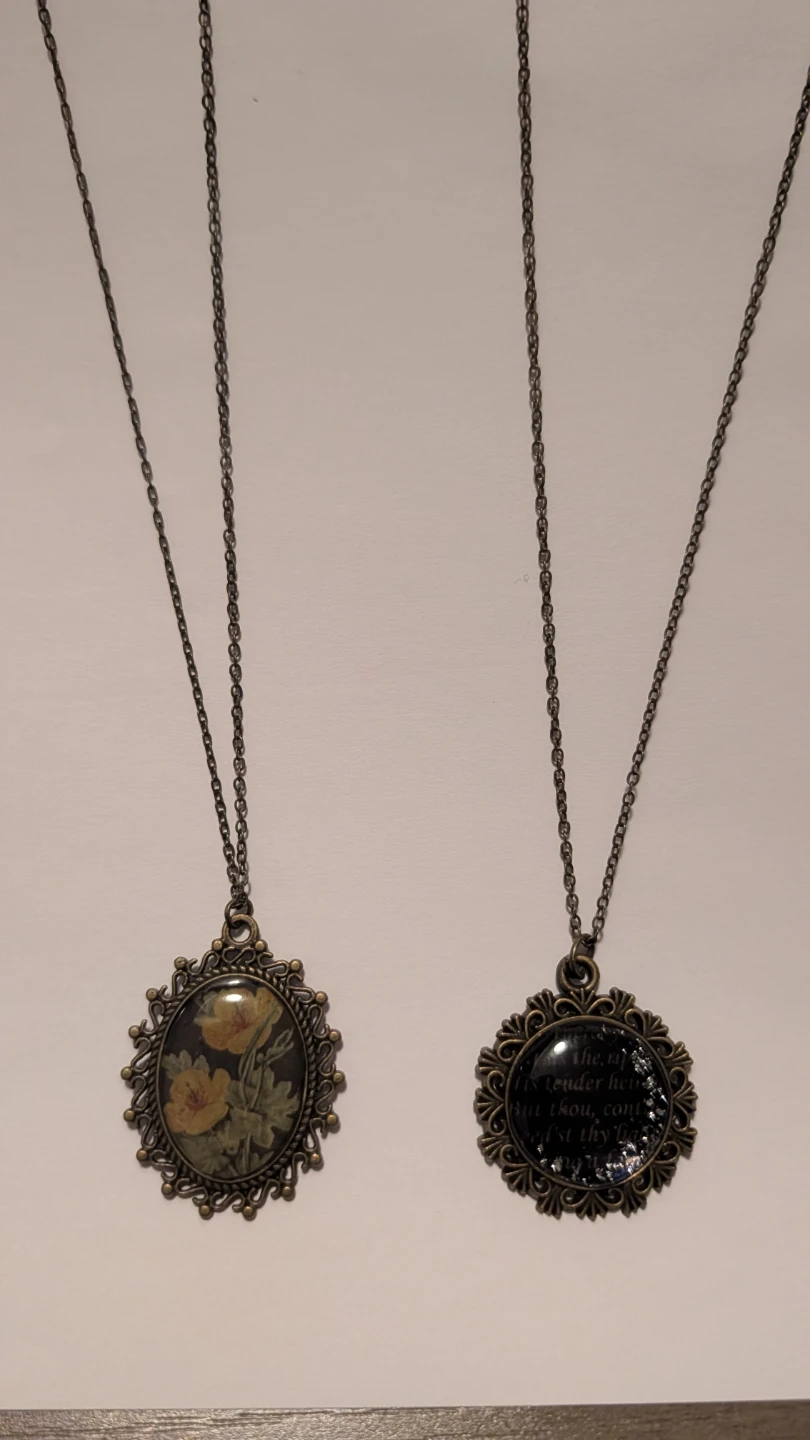 Vintage-style Necklace with Pendant - photo 2