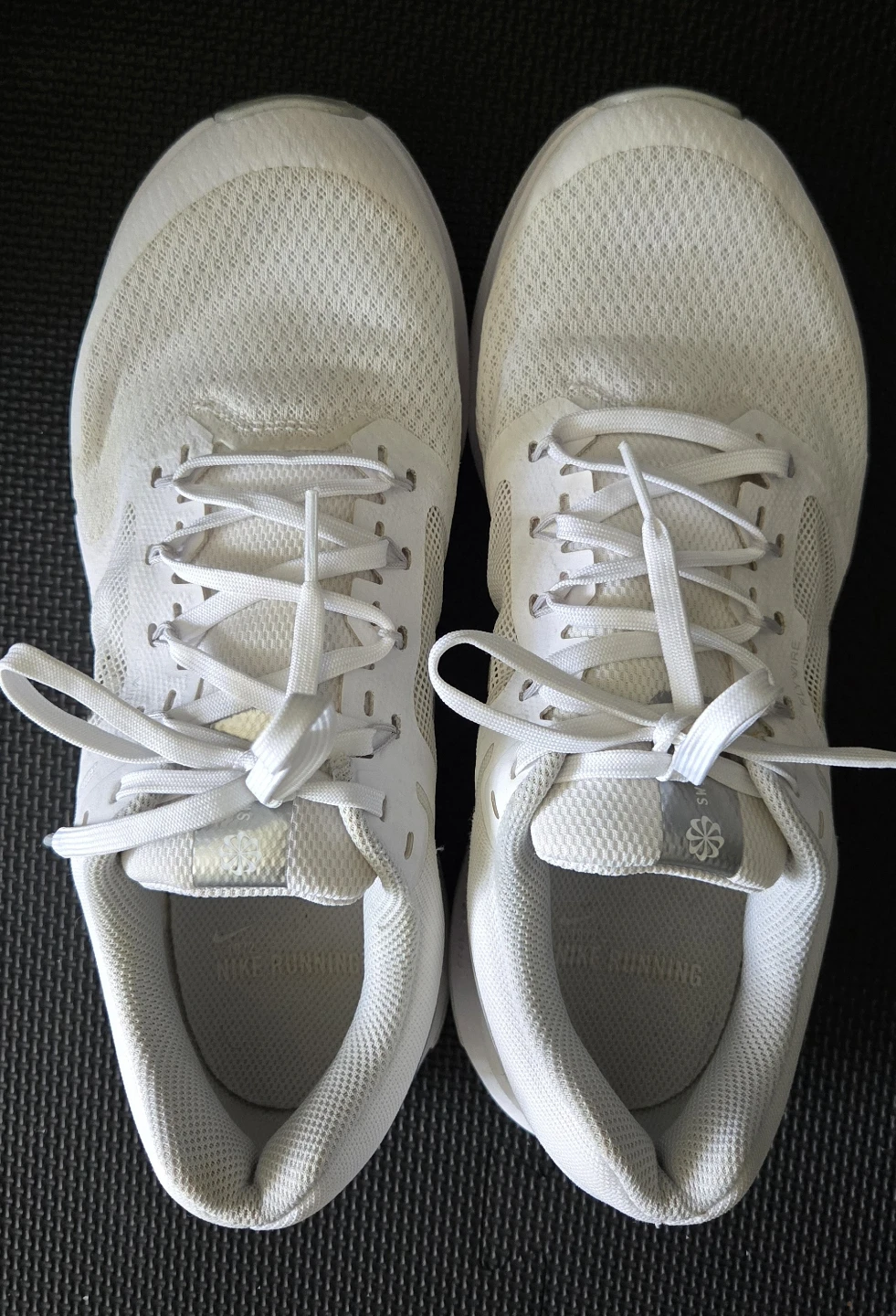 Nike Run Swift 3 (Women's Size 9) – White/Metallic Silver - photo 4