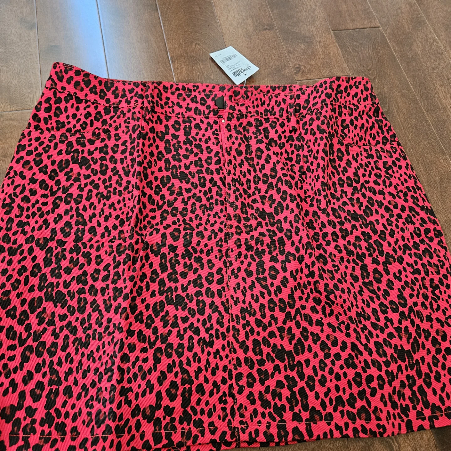 New Pink Leopard Print Mini Skirt - photo 2