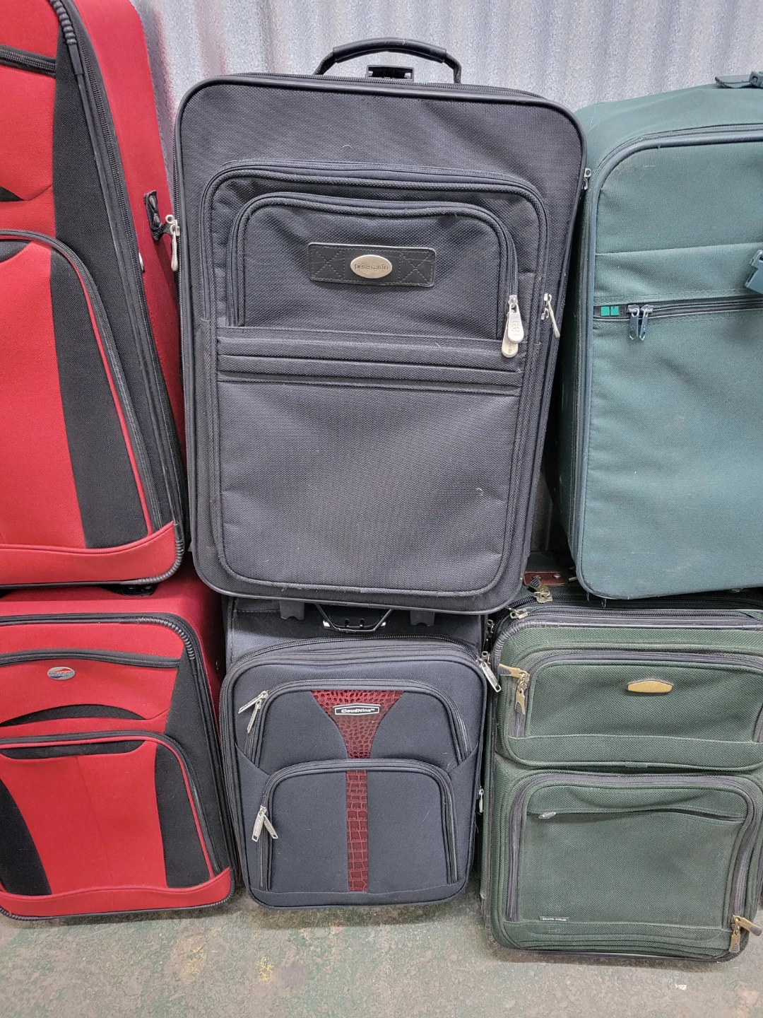 Assorted Suitcases - photo 3