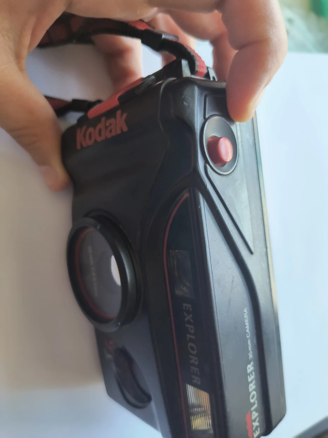Late 1980s-90s Kodak Explorer 35mm Camera - photo 2