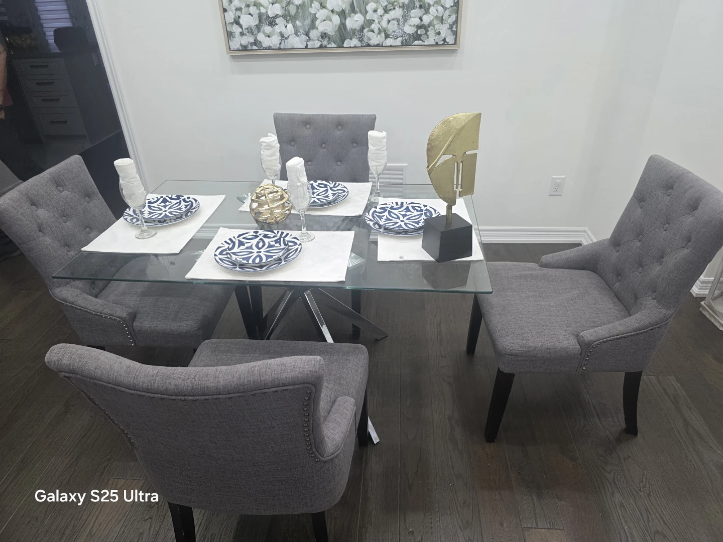 Dining chair