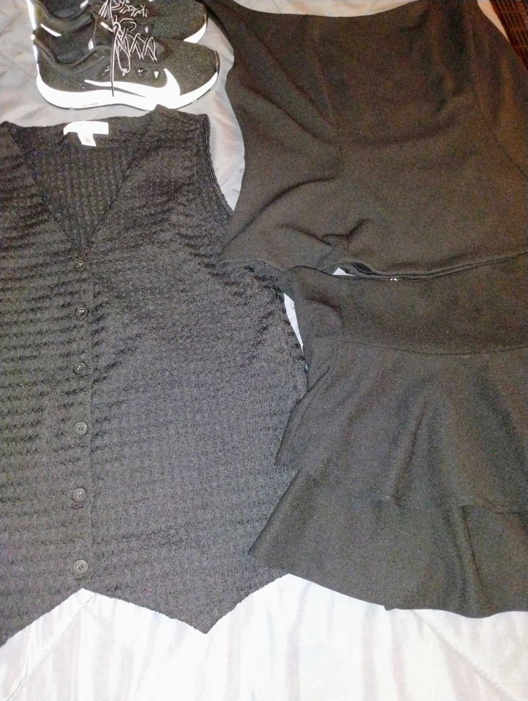 Like new women's clothes and Nike shoes - photo 5