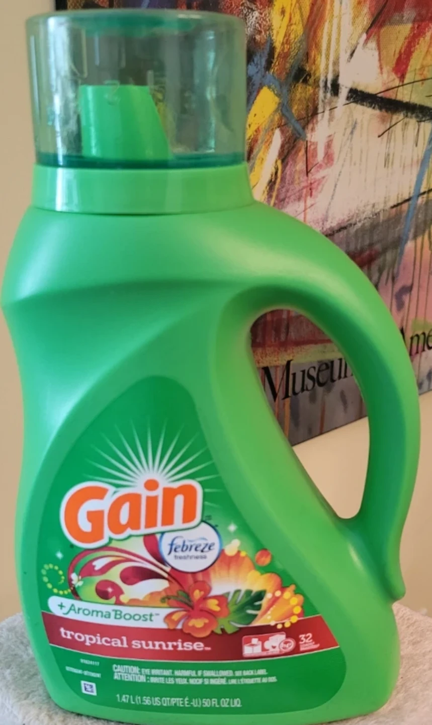 Gain Tropical Sunrise Liquid Laundry Detergent w Febreze
