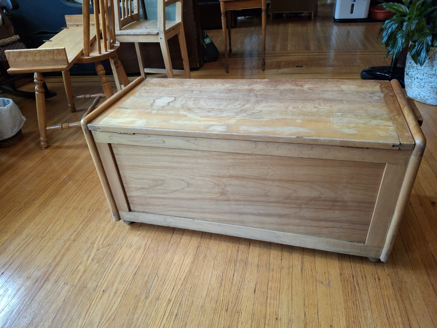 Wooden Toy Box / Storage Chest - photo 4