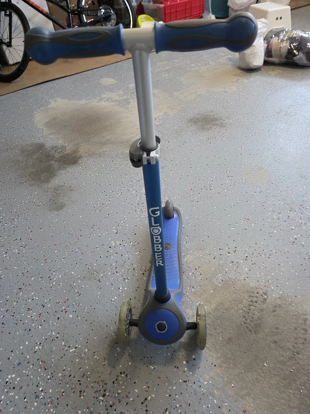 Globber 3-Wheel Scooter