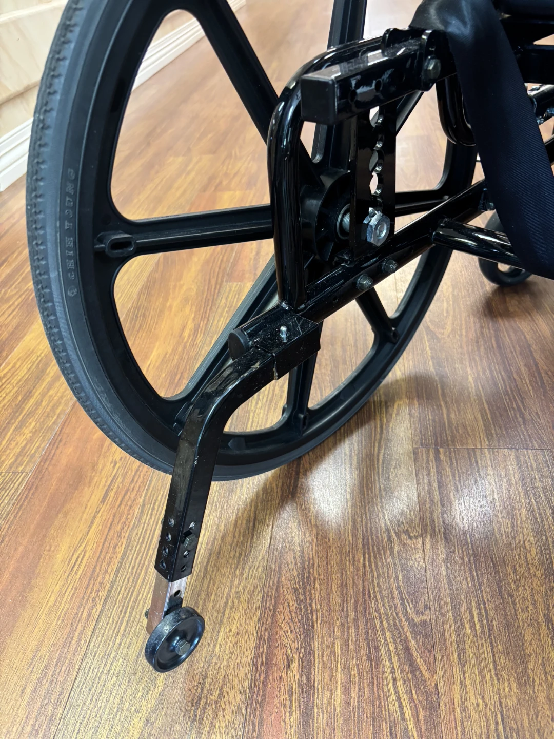 Maple Leaf Super Tilt Wheelchair - photo 5