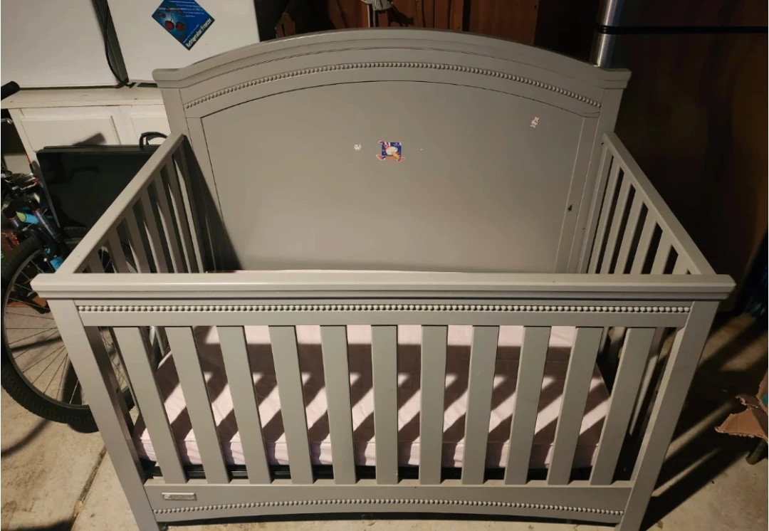 Simmons "SlumberTime" Convertible  Crib- Gray