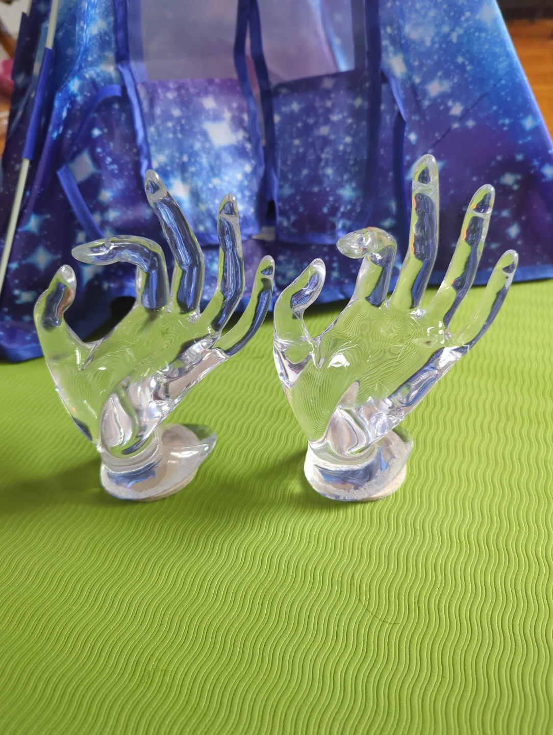 Clear Acrylic Hand Display Stands (Set of 2) - photo 2