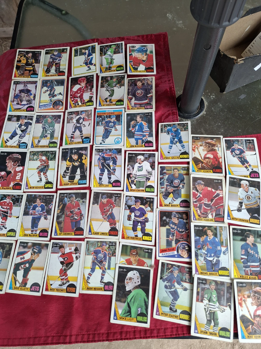 Collection of 1980's O-Pee-Chee Hockey Cards - photo 3