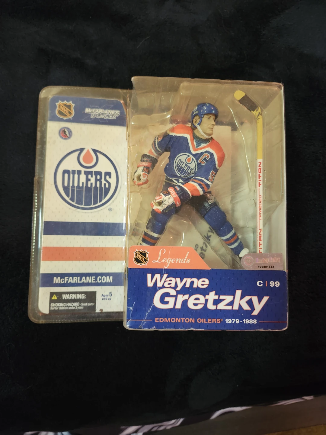 McFarlane Toys  Wayne Gretzky Edmonton OilersFigure